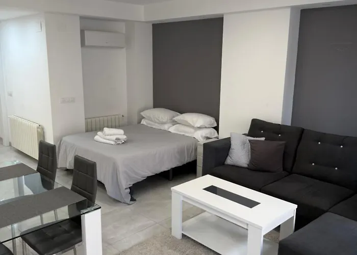 Veronica Center Room