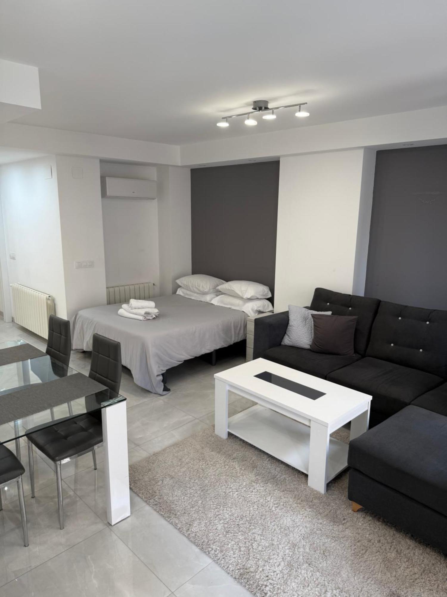 Veronica Center Homestay